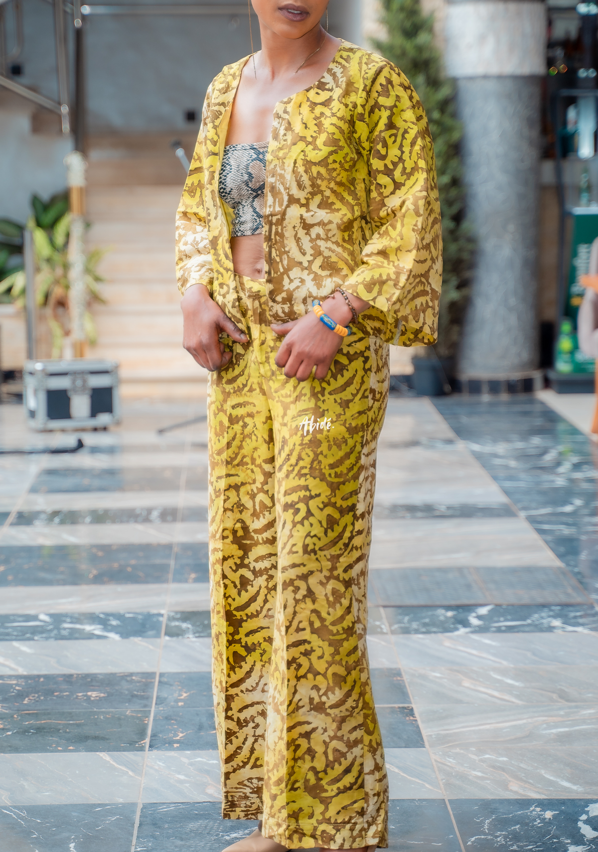 Ensemble  jaune